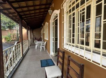 Casa de 4 quartos, Belo Horizonte · Excelente casa, com 4 quartos - 3 suites, 5 vagas, no Cachoeirinha