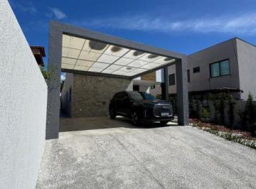 Casa · 300m² · 6 Quartos · 4 Vagas · Casa 6/4 Centro Lauro de Freitas-BA