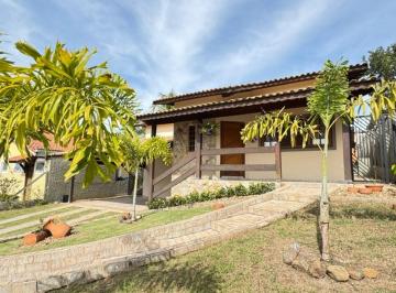Casa de 3 quartos, Águas de São Pedro · CASA 3 dormitórios - Jardim Porangaba - Águas de São Pedro