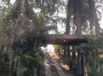 Rural de 4 quartos, Juquitiba · Paraíso em Juquitiba: Piscina, 3 Casas e Pomar a 2km do Centro!