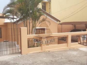 Casa · 241m² · São 2 casas, vale mais o terreno - Vila Formosa - Bom para construir