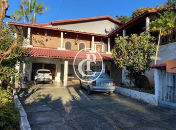 Casa · 1660m² · 3 Quartos · 6 Vagas · Casa em condomínio fechado!!zona norte.