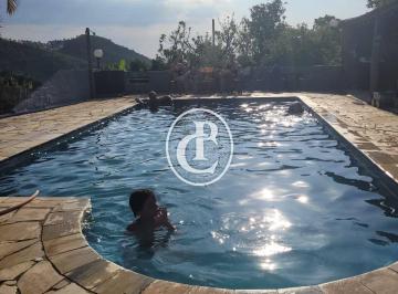 Rural · 2000m² · 2 Quartos · Chácara em Sta branca sp
