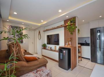 Apartamento de 2 quartos, Curitiba · Apartamento Vista Livre em Andar Alto | 2 Quartos | Sacada Gourmet com Churrasqueira a Carvão.