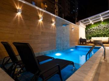 Casa de 3 quartos, Santos · Linda Casa com piscina 3 andares - nova e isolada no Embaré