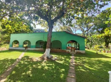 Rural de 4 quartos, Cachoeiras de Macacu · Lindo sítio em Cachoeiras de Macacu RJ 122 - Estrada Rio Friburgo