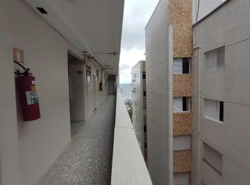 Apartamento · 74m² · 1 Quarto · 1 Vaga · Excelente apartamento, reformado em predio frente mar