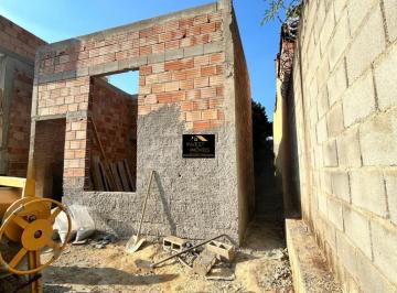 Casa · 77m² · 2 Quartos · Casa à venda, 2 quartos, 1 suíte, Satélite - Juatuba/MG