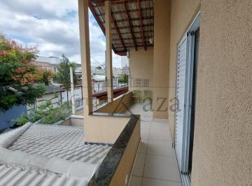 Casa de 4 quartos, Jacareí · Casa Sobrado com piscina Residencial Vila Branca Jacareí 4 Dormitórios sendo uma suíte 210m² útil