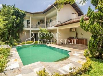 Casa · 400m² · 4 Quartos · 5 Vagas · Casa completa á venda com Piscina, área gourmet, 4 suítes e 5 vagas na Chácara Monte Alegre.