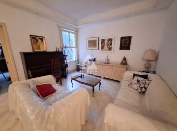 Sala · Lindo Apartamento de 2 quartos vista morro da Viúva