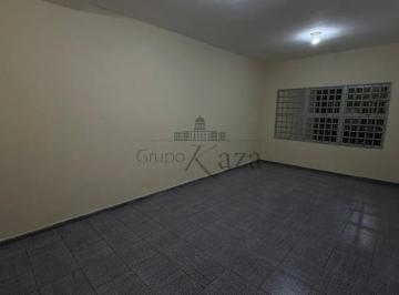 Casa · 150m² · 3 Quartos · 2 Vagas · Oportunidade - Casa Sobrado - Residencial Bosque dos Ipês - 3 Dormitórios - 218m².