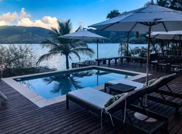 Casa · 350m² · 4 Quartos · Temporada em Angra dos Reis, casa com 04 suites frente ao mar.
