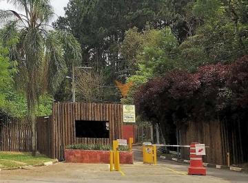 Casa en Venda de 5 quartos Chácaras do Peroba · Casa para venda em Chácaras Do Peroba de 382.98m² com 5 Quartos, 5 Suites e 4 Garagens