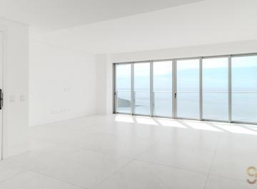 Casa · 215m² · 4 Quartos · 4 Vagas · Casa para venda em Centro de 215.00m² com 4 Quartos, 4 Suites e 4 Garagens