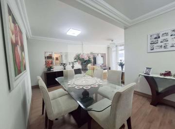 Apartamento · 90m² · 3 Quartos · 1 Vaga · Apartamento Quadra Mar com Vista para o Mar para Locação Anual no Centro de Balneário Camboriú