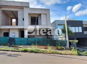 Casa · 273m² · 3 Quartos · 4 Vagas · Condomínio Vivenda das Pitangueiras - Casa em construção no condomínio Vivenda das Pitangueiras em V