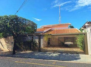 Casa · 307m² · 4 Quartos · 9 Vagas · Casa para venda em Boa Vista de 307.00m² com 4 Quartos, 1 Suite e 9 Garagens