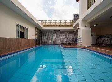 Casa · 235m² · 5 Quartos · 4 Vagas · Casa QNA 55 - Taguatinga - Piscina - 4 Quartos