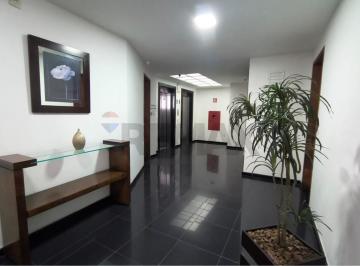 Apartamento · 83m² · 2 Quartos · 1 Vaga · Excelente apartamento com varanda e bem iliminado em Santa Helena, Juiz de Fora
