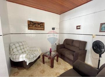Casa · 160m² · 3 Quartos · 1 Vaga · Casa no bairro São José. Ampla com Espaço Extra e Garagem – Ideal para Moradia ou Investimento