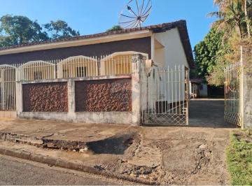 Terreno · 2044m² · 3 Quartos · Chácara para venda em Centro de 2044.00m² com 3 Quartos