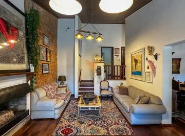 Código do Imóvel: CM1625154-19 - Imóvel anunciado por Eleve Imóveis - CRECI 2518 · Casa para venda e aluguel em Jardim Santa Izabel de 400.00m² com 3 Quartos, 1 Suite e 2 Garagens