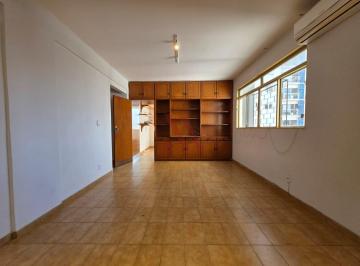 Apartamento · 143m² · 4 Quartos · 2 Vagas · Apartamento para locação com 143m², 4 quartos, no Edifício Nadine localizado no Setor Aeroporto pert