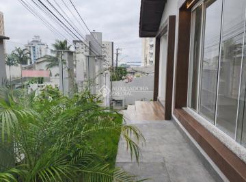 Casa · 110m² · 3 Quartos · Casa 03 DORMITORIOS à Venda em Barreiros - Próxima à Estácio de Sá e ao Colégio Elisa Andreoli