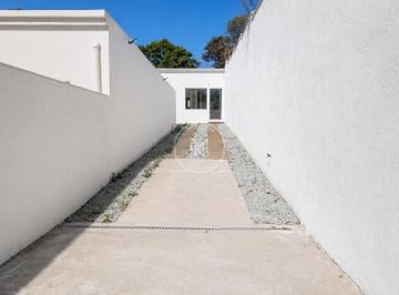 Casa · 55m² · 2 Quartos · 1 Vaga · Casa com 2 dormitórios à venda no bairro Nazaré