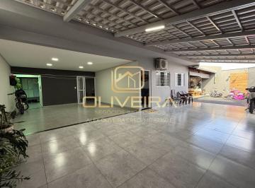 Casa · 150m² · 3 Quartos · 4 Vagas · Casa à venda no Parque dos Pássaros - Patrocínio/MG