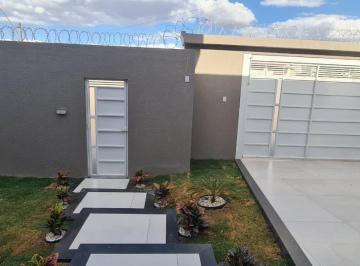 Casa · 221m² · 3 Quartos · 4 Vagas · Casa térrea sozinha no lote com 3 suítes plenas Setor Faiçalville