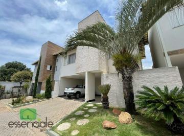 Casa · 240m² · 4 Quartos · 4 Vagas · Alugo Casa em condomínio 4 quartos, suítes na região central de Contagem!