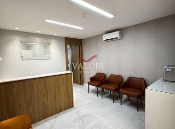 Comercial · 40m² · 1 Vaga · Sala comercial com recepção e uma sala para atendimento.