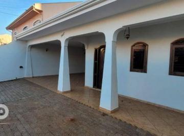 b2e0f1606f42b41a5f3065820557240f485d7e3c · Casa com 3 Suítes no Jd. Brasil Prox. ao Anglo