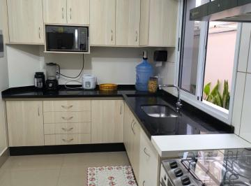 Casa · 158m² · 3 Quartos · 2 Vagas · Condominio Solar das Torres - LINDA CASA REFORMADA 3 QUARTOS (1 SUÍTE) | 4 BANHEIROS | TODA COM MÓVE