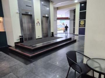 Comercial de 4 quartos, Manaus · Imóvel Comercial de 55 m2 para Venda na Av. Constantino Nery