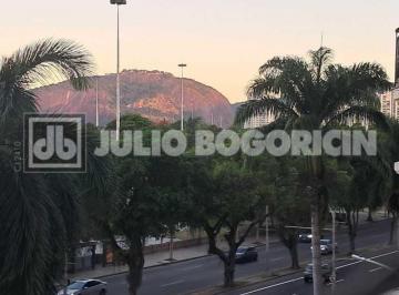 Apartamento · 163m² · 4 Quartos · 1 Vaga · FLAMENGO - PRAIA DO FLAMENGO - FRENTE - 4 QUARTOS - SUÍTE - 163m2 - GARAGEM