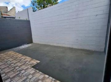Casa · 136m² · 2 Quartos · Casa à venda em Campinas, Loteamento Residencial Flavia, com 2 quartos, com 136 m²