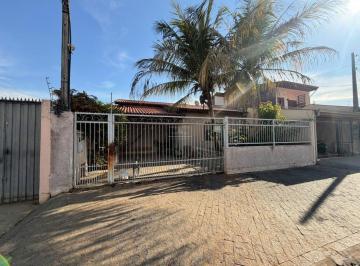 Casa · 249m² · 3 Quartos · 3 Vagas · Casa para alugar em Jardim Prestes De Barros de 249.00m² com 3 Quartos, 1 Suite e 3 Garagens