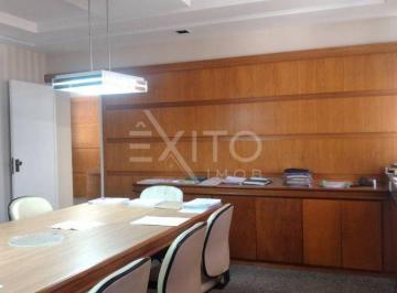 Comercial · 128m² · 1 Vaga · Sala Comercial para venda em Centro de 128.00m² com 1 Garagem