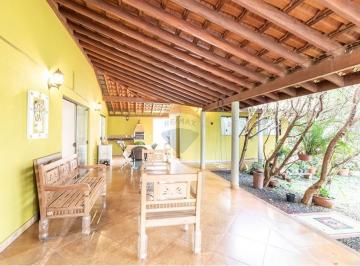 Casa · 275m² · 4 Quartos · 2 Vagas · Casa de Condomínio para venda em Cravinhos de 274.79m² com 4 Quartos, 1 Suite e 2 Garagens