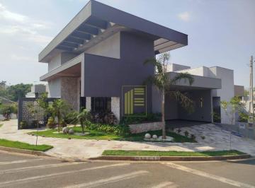 Casa · 150m² · 3 Quartos · 2 Vagas · Casa de Condomínio para venda em Chácara Jockey Club (zona Rural) de 150.00m² com 3 Quartos e 2 Gara
