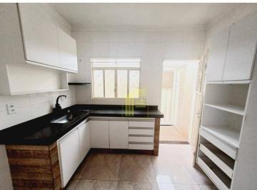Casa · 130m² · 3 Quartos · 4 Vagas · Casa para venda em Conjunto Habitacional Costa Do Sol de 130.00m² com 3 Quartos e 4 Garagens