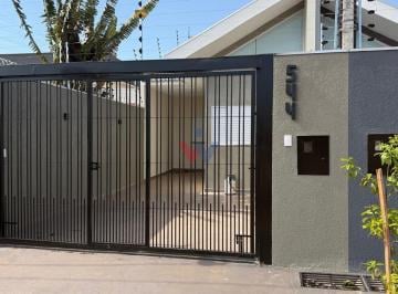Casa · 75m² · 2 Quartos · 2 Vagas · Casa para venda em Jardim Universal de 75.00m² com 2 Quartos, 1 Suite e 2 Garagens