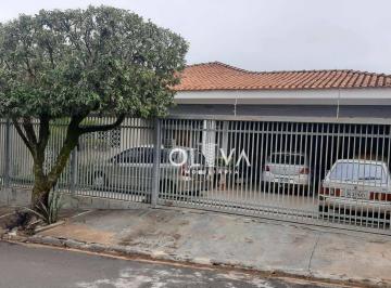 Casa · 213m² · 3 Quartos · 4 Vagas · Casa para venda em Jardim Nazareth de 213.00m² com 3 Quartos, 1 Suite e 4 Garagens