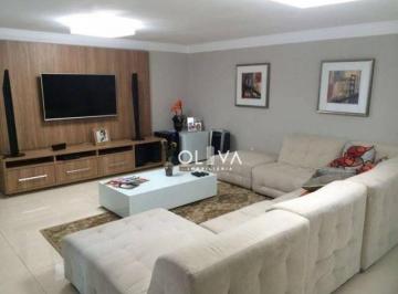Apartamento · 231m² · 3 Quartos · 2 Vagas · Apartamento para venda em Centro de 231.00m² com 3 Quartos, 1 Suite e 2 Garagens