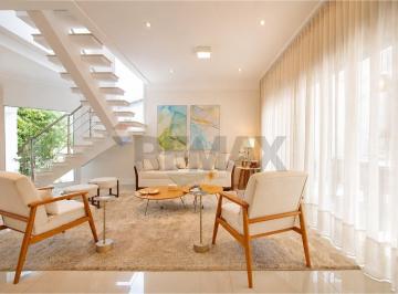 Casa · 324m² · 4 Quartos · 4 Vagas · Casa de Condomínio para alugar em Alphaville de 324.00m² com 4 Quartos, 4 Suites e 4 Garagens