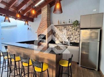 Casa · 220m² · 3 Quartos · 2 Vagas · Casa de Condomínio para venda em Chácara Bom Retiro de 220.00m² com 3 Quartos, 2 Suites e 2 Garagens
