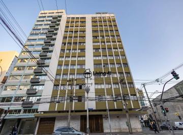 712b733b26ecee6ab4f1715f06b9c5b6dae2fc13 · Apartamento Clássico no Centro de Curitiba - 87m²